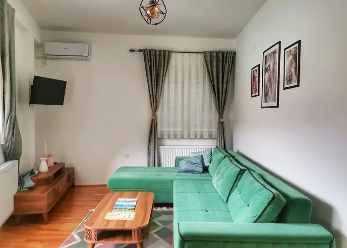 Mademoiselle 아파트